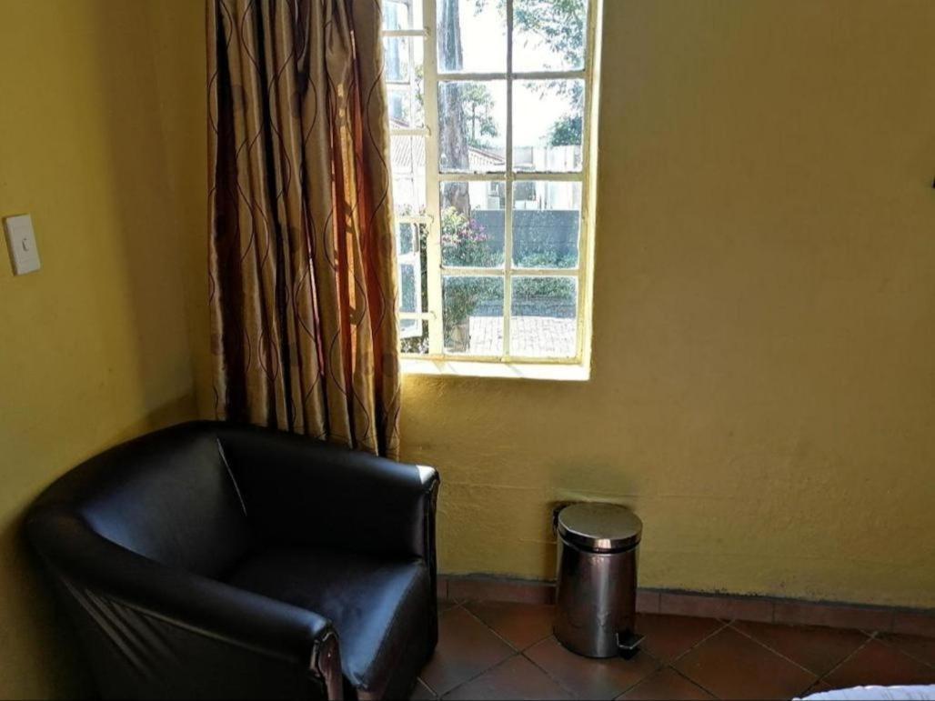 Kaste Guesthouse Tzaneen Bagian luar foto